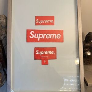 Oliver Gal Supreme patch frames picture. Brand new.